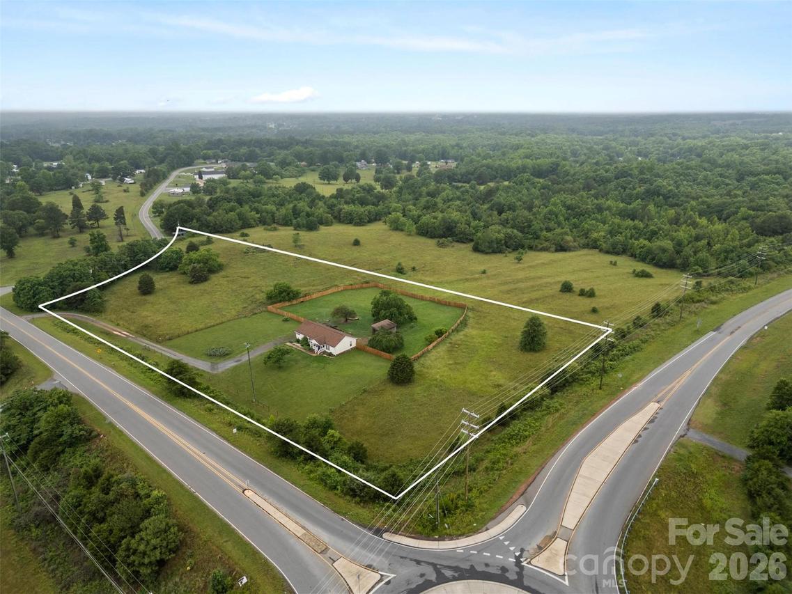 638 Margrace Rd., Kings Mountain, NC 28086