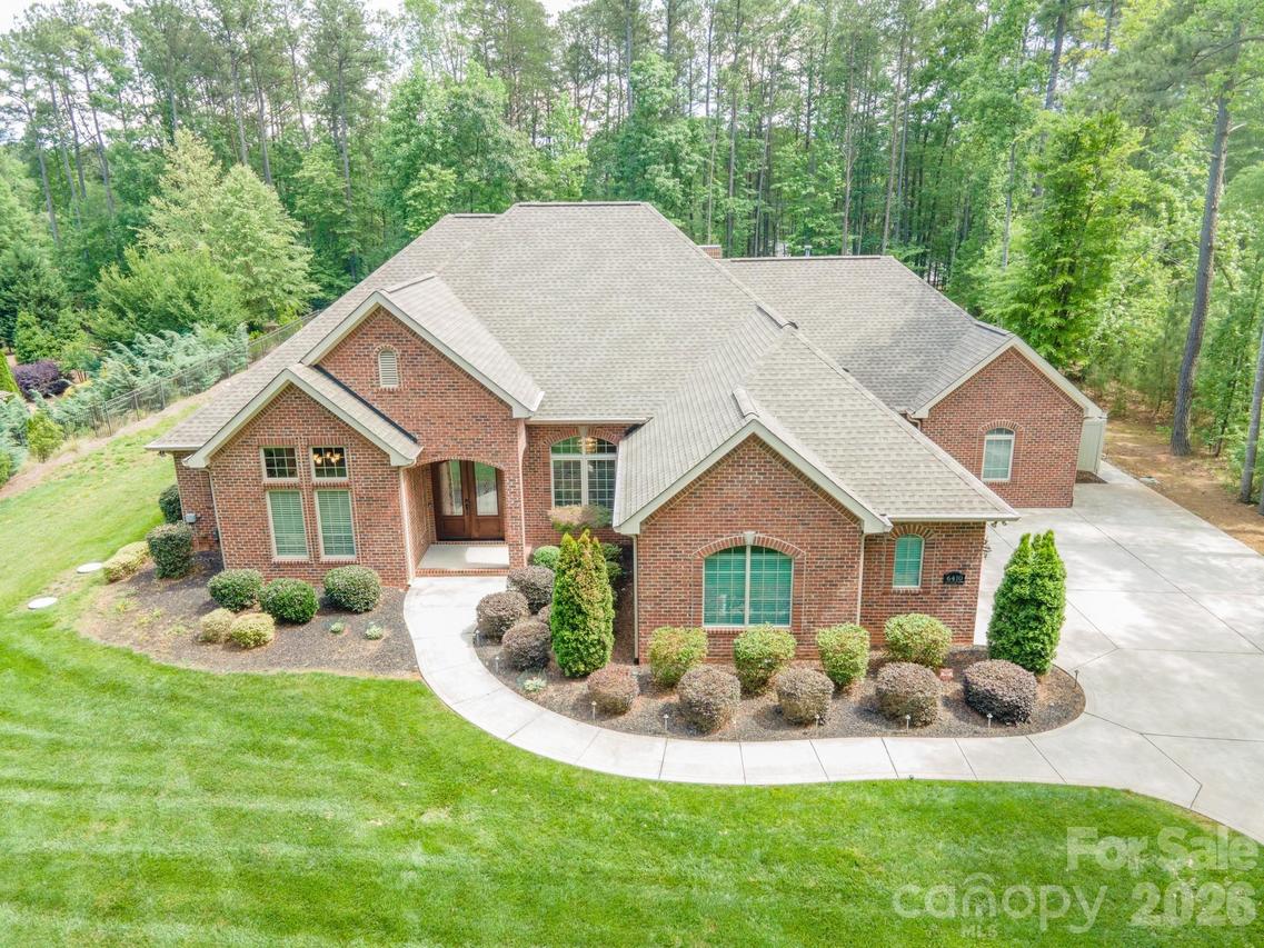 6410 Harbor Oaks Dr., Denver, NC 28037