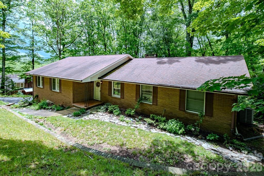 357 Kalmia Ln. #15, Boone, NC 28607