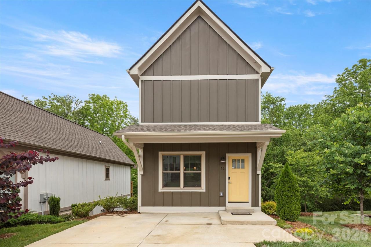 52 Wheeler Rd., Weaverville, NC 28787