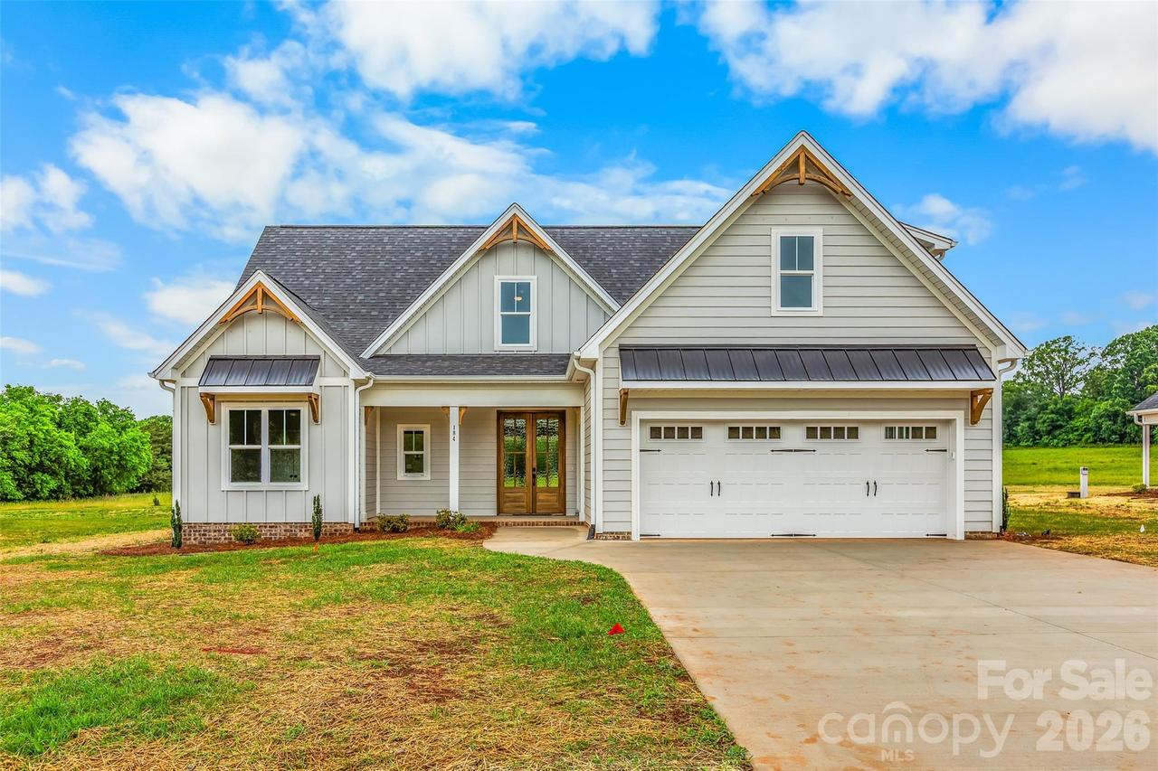 184 Armsworthy Rd., Advance, NC 27006