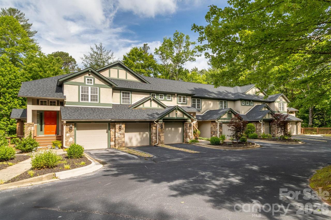 99 Ridgetop Cir. #202, Brevard, NC 28712