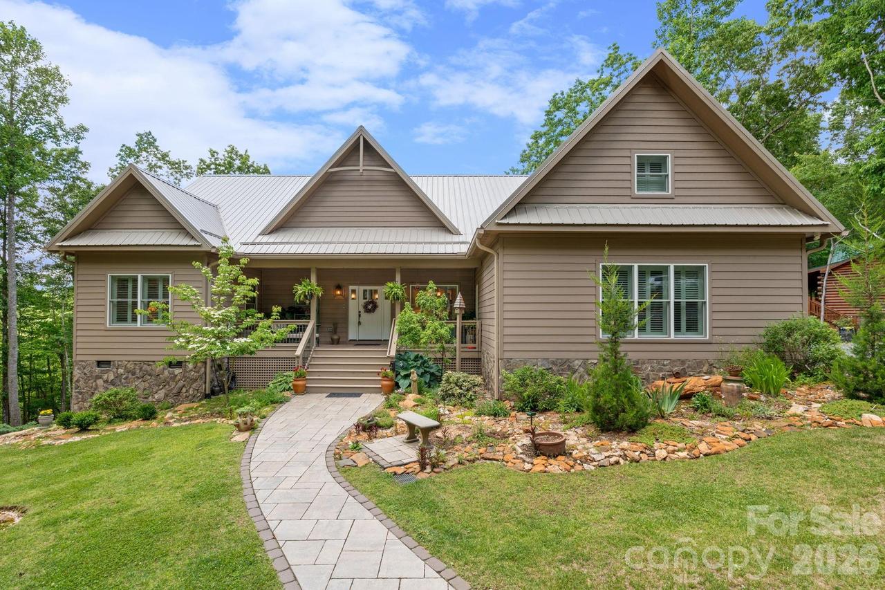 142 Highland Cove, West Jefferson, NC 28694