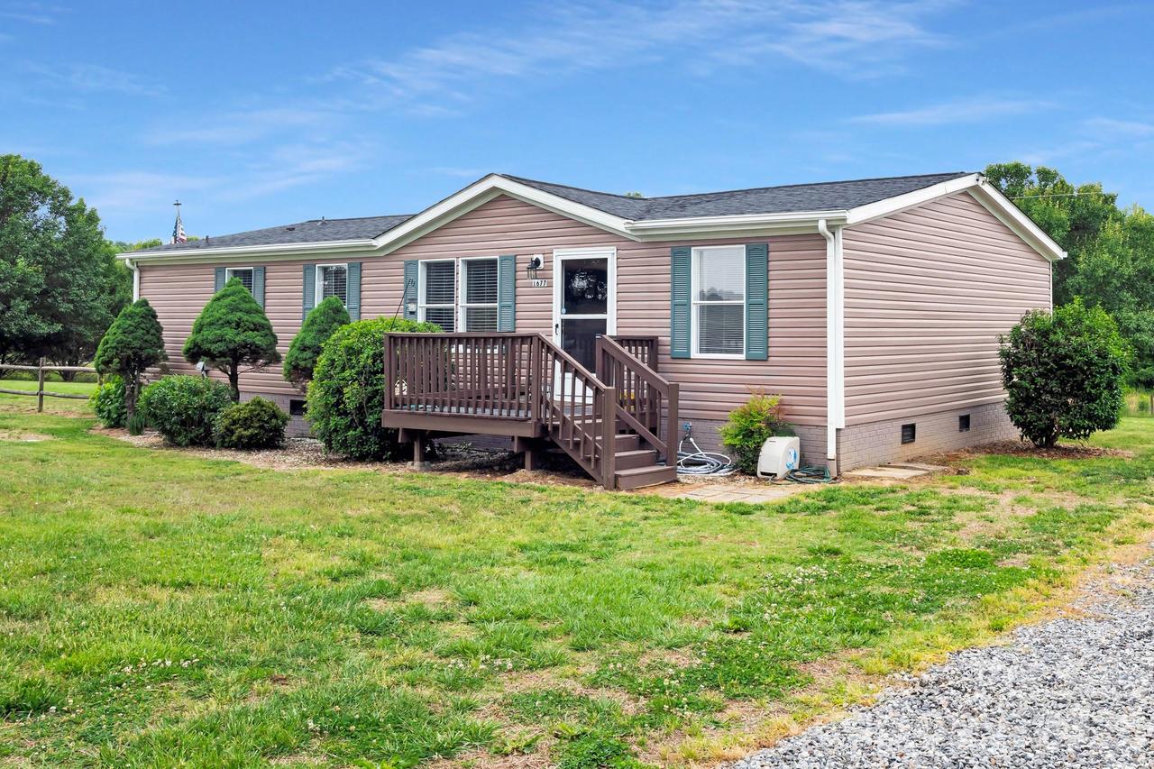 1677 Jennings Rd., Olin, NC 28660