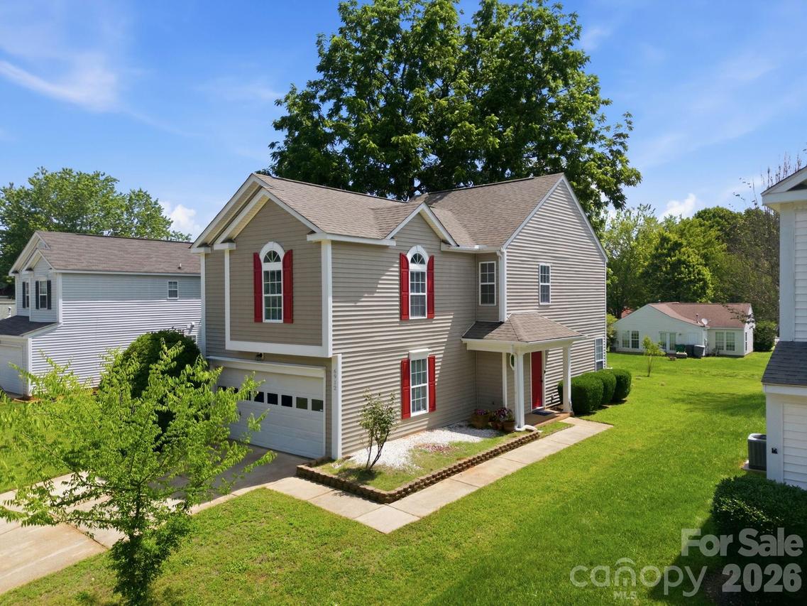 6912 Alanbrook Rd., Charlotte, NC 28215