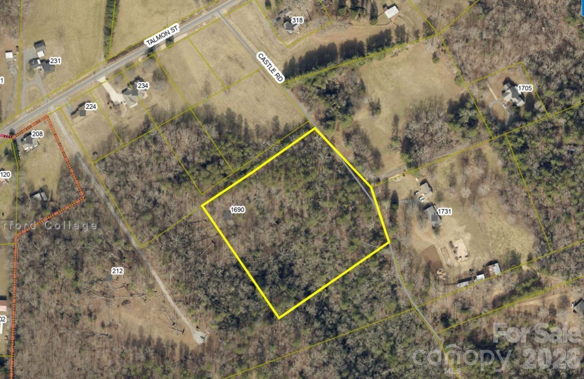 1690 Castle Rd., Connelly Springs, NC 28612