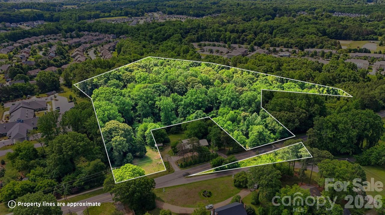 1321 Mecklenburg Hwy., Mooresville, NC 28115