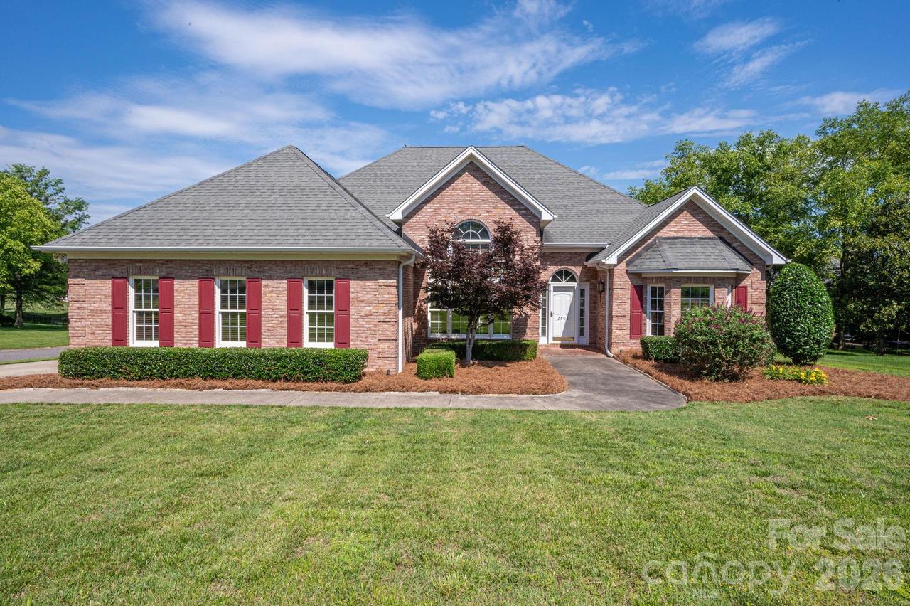 2603 Tralee Dr., Gastonia, NC 28056