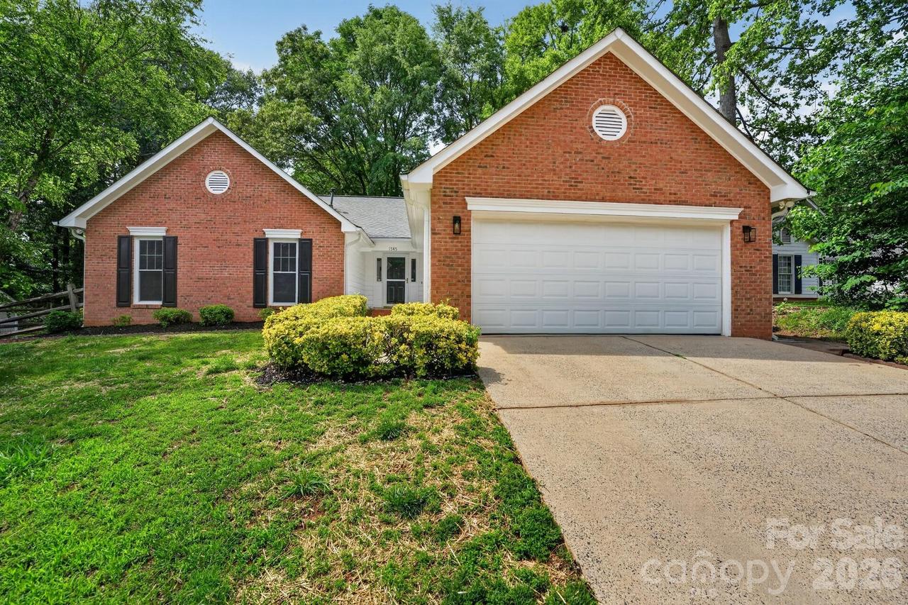 1545 Bear Mountain Rd., Charlotte, NC 28214