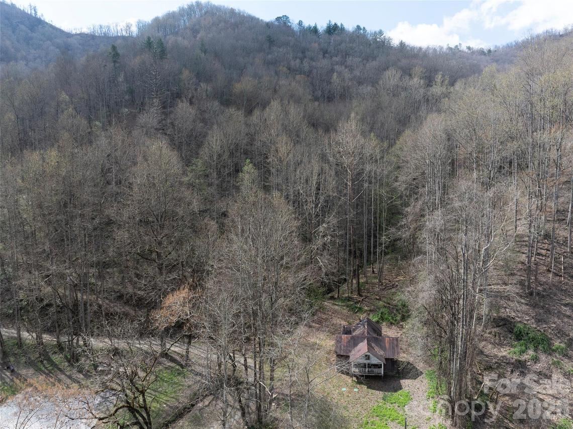 14225 Hwy 19 W Hwy., Bryson City, NC 28713