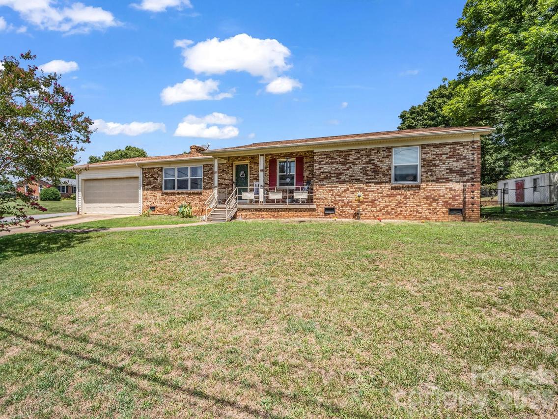 1206 Wyanoke Ave., Shelby, NC 28152