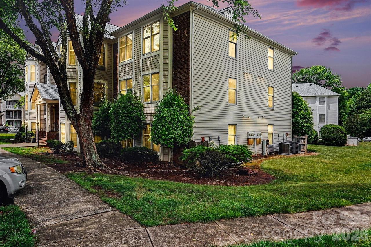 6223 Rosecroft Dr. #3, Charlotte, NC 28215
