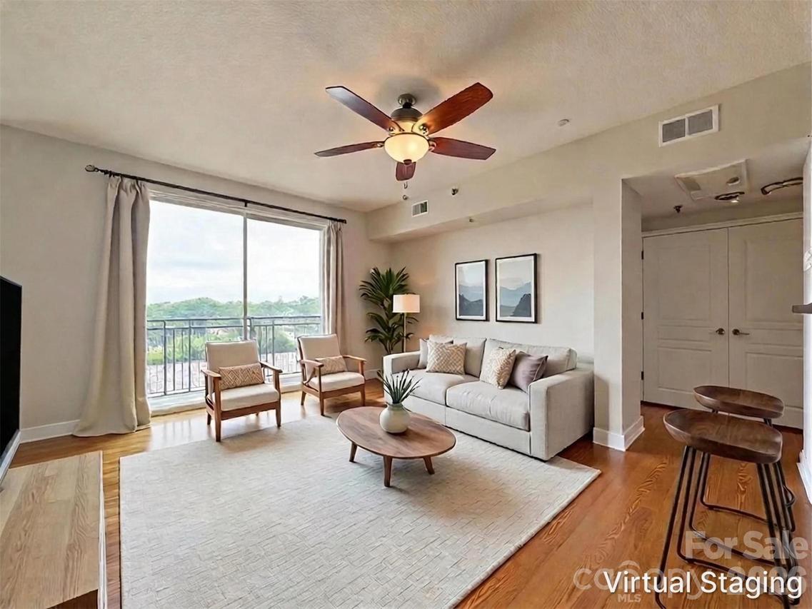 1315 East Blvd. #814, Charlotte, NC 28203