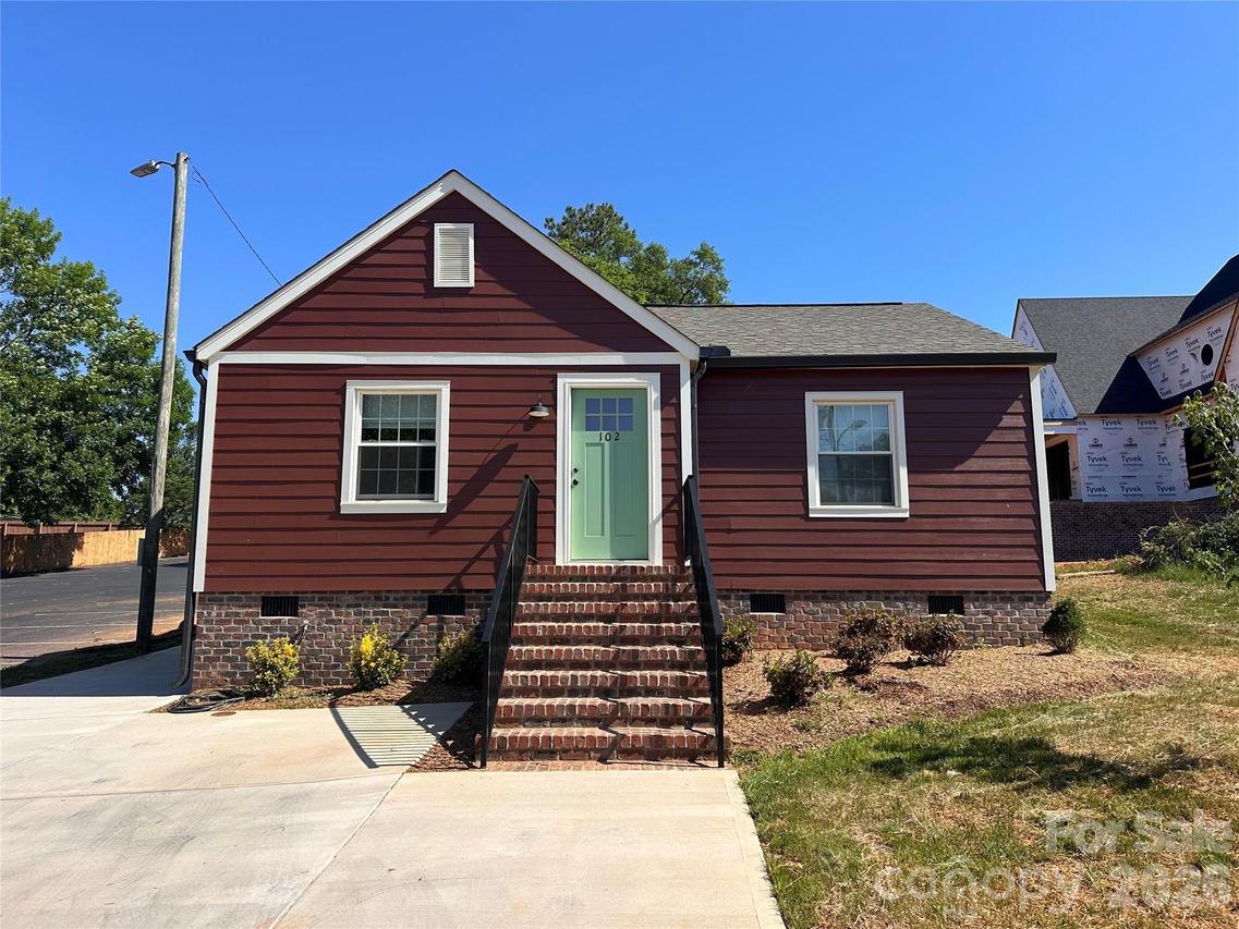102 Lincoln St., Belmont, NC 28012