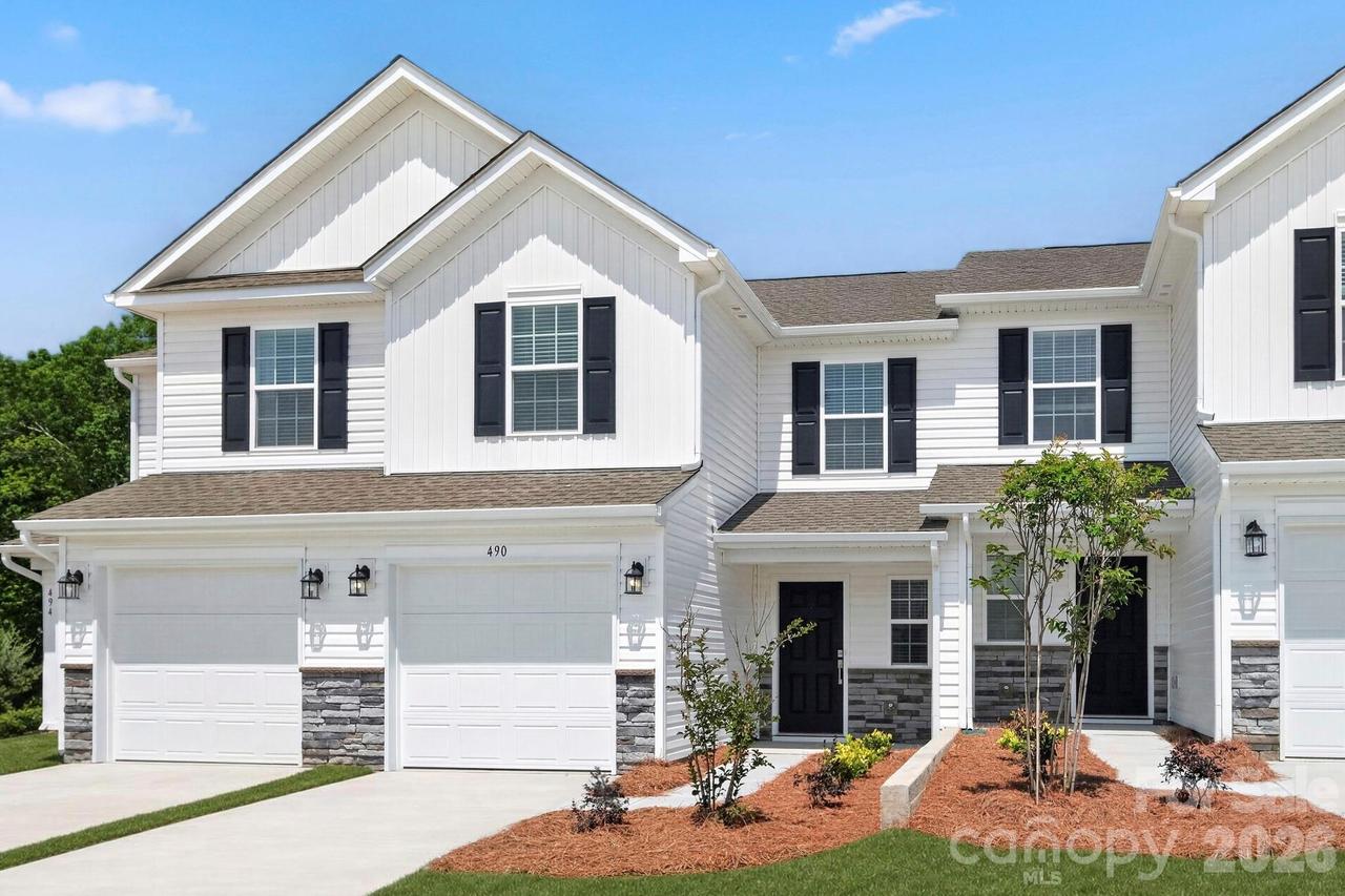 472 Sand Dunes Dr. #76, Kannapolis, NC 28081
