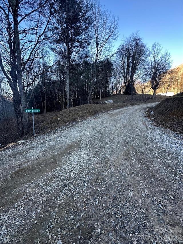 45 Windy Hollow Ln., Newland, NC 28657