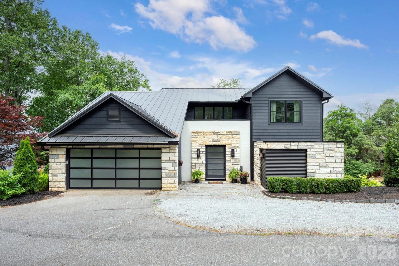 48 Woodvale Ave., Asheville, NC 28804