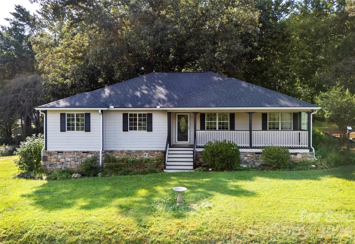 540 Old Haw Creek Rd., Asheville, NC 28805