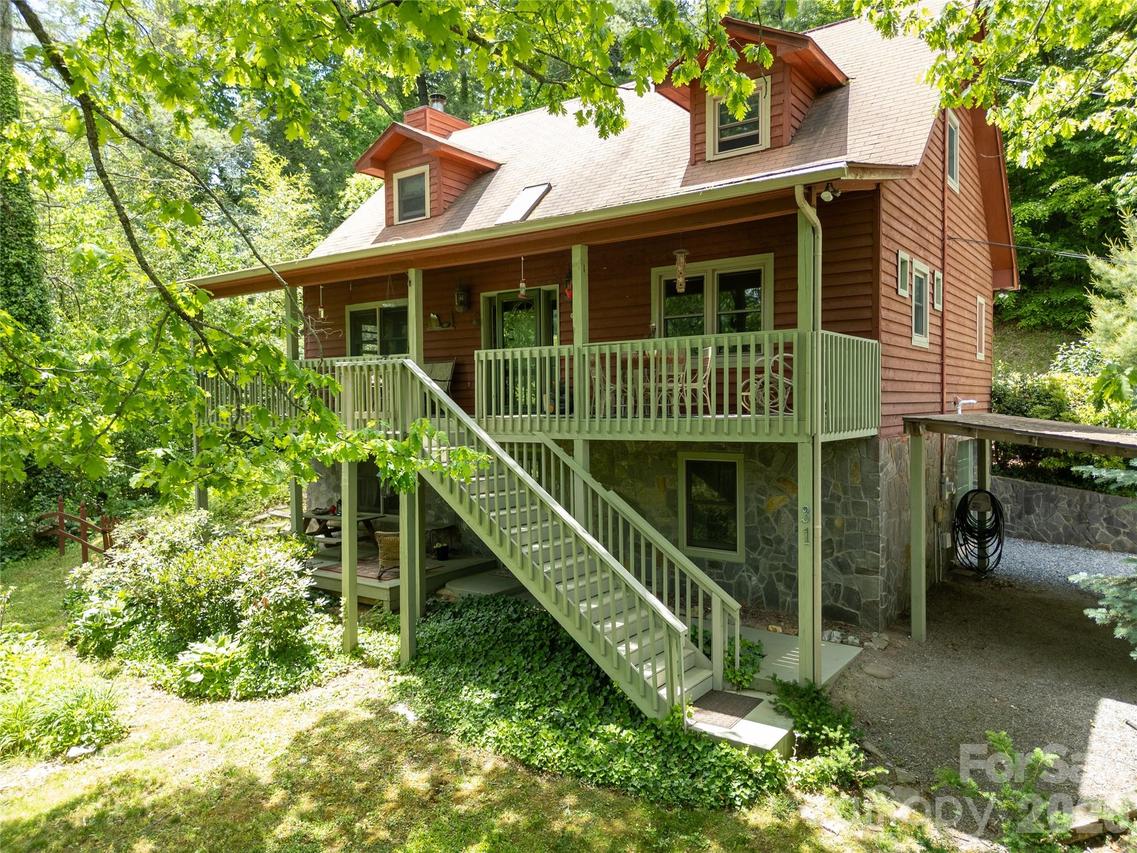31 Valley Cove Pl., Waynesville, NC 28785