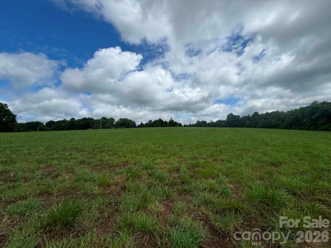 001 Poplar Springs Rd., Elkin, NC 28621