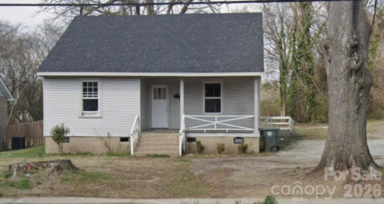 922 N Main St., Salisbury, NC 28144