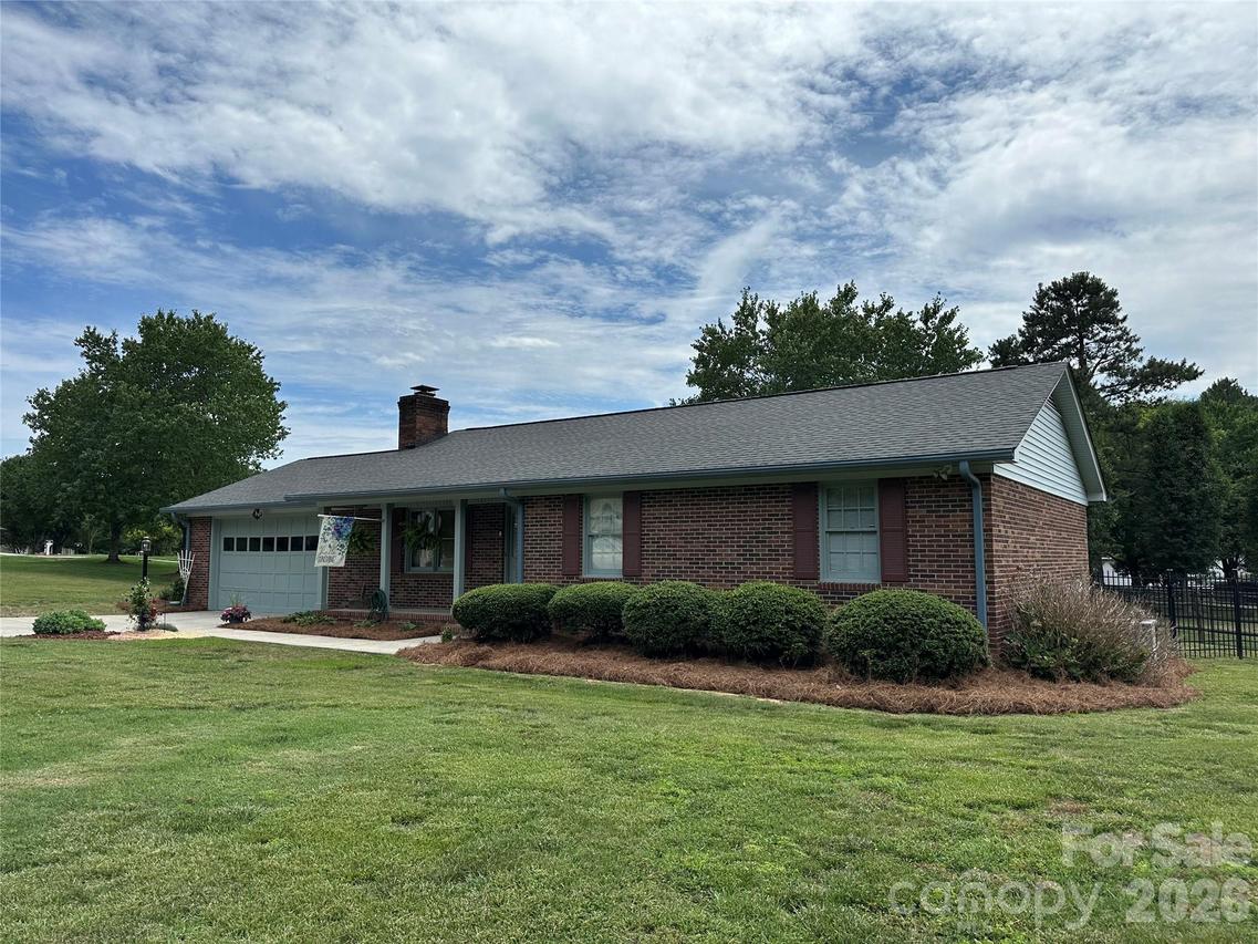 5525 Randolph Rd., Kannapolis, NC 28081