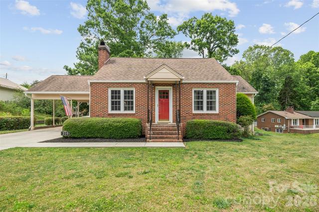New Homes For Sale This Week That Attend West Buncombe Elementary: May 29th to June 4th
