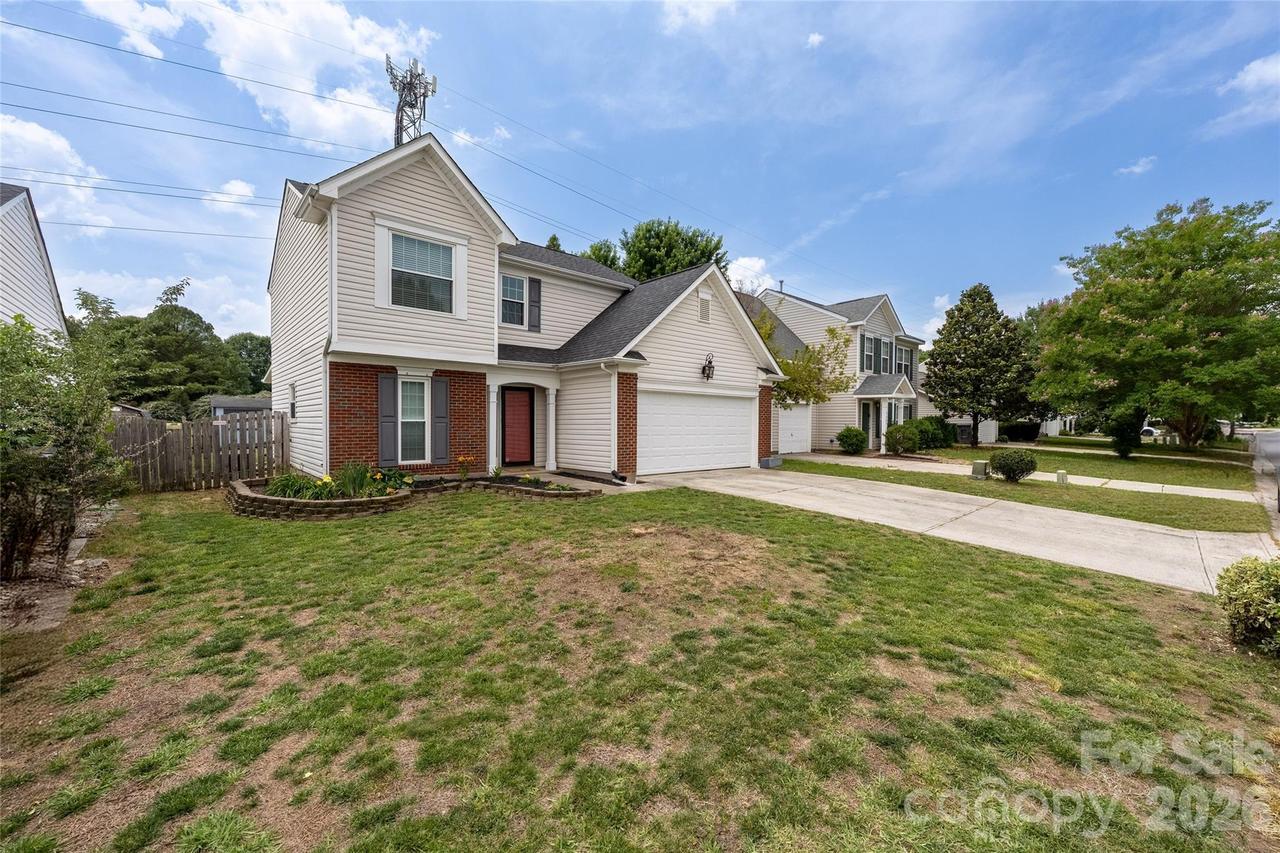 9535 Forest Path Dr., Charlotte, NC 28269