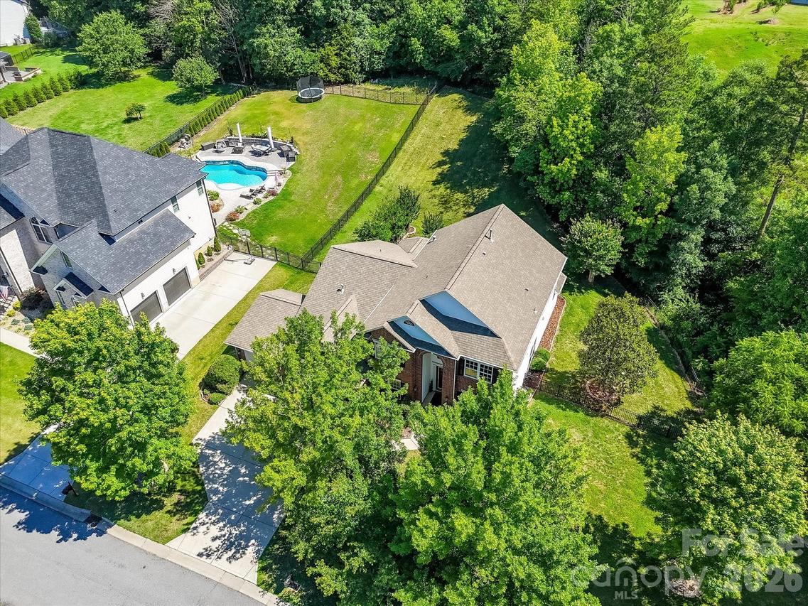 1788 Oakmont Dr., Denver, NC 28037