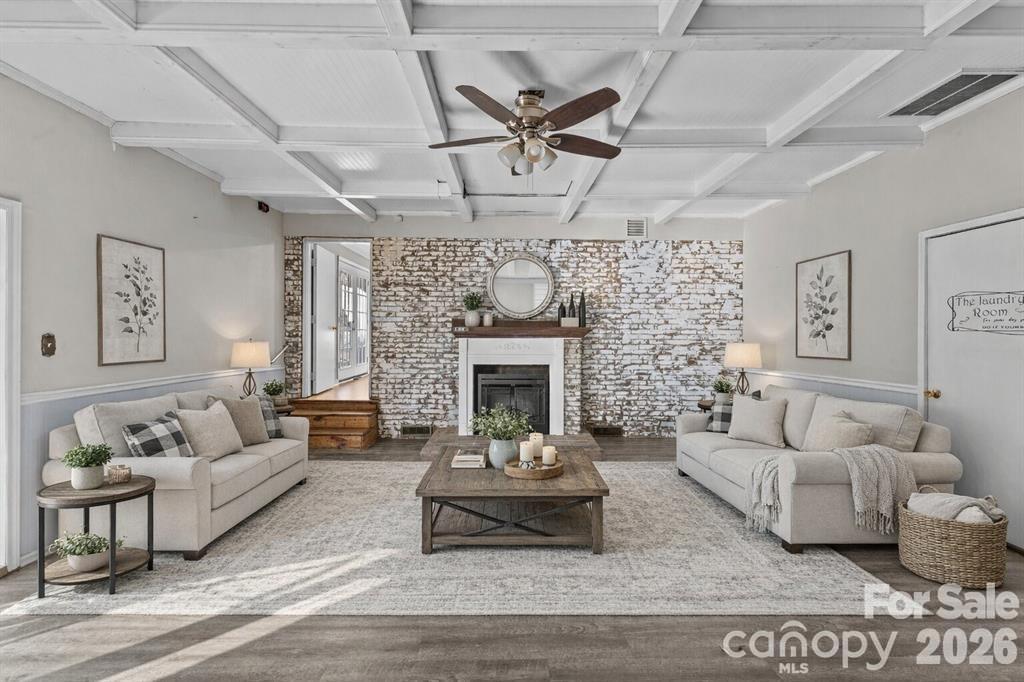 117 Robinson Ave., Matthews, NC 28104