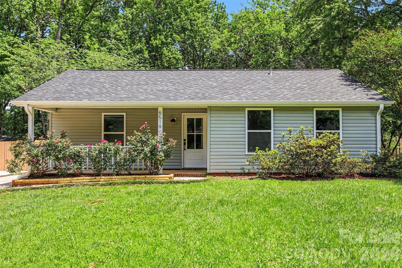 6519 Piney Path Rd., Charlotte, NC 28212