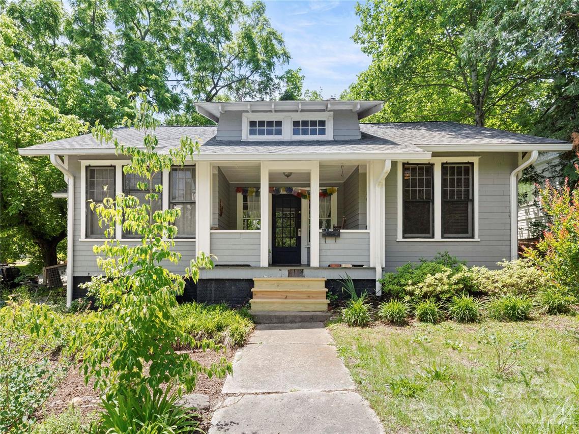 111 Annandale Ave., Asheville, NC 28801