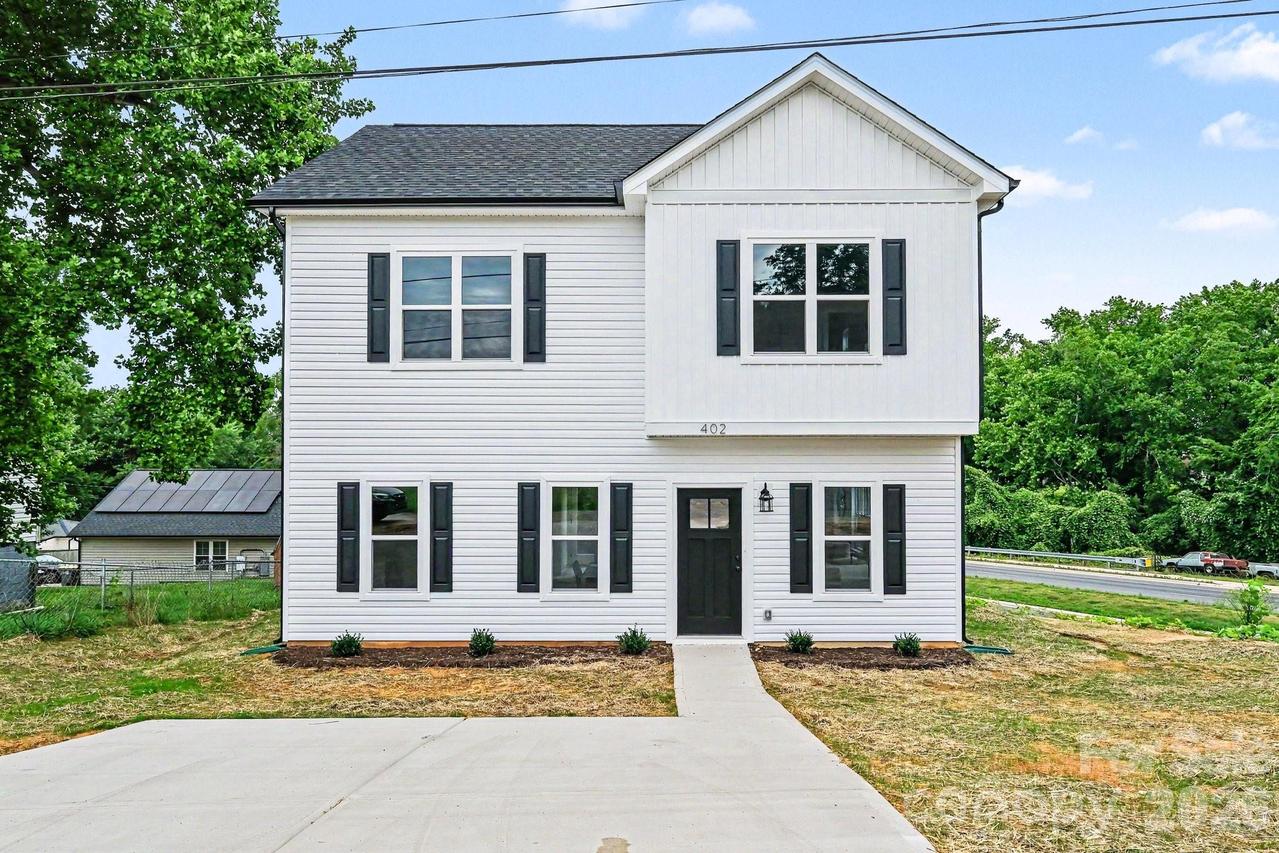 402 Pleasant Ave., Kannapolis, NC 28081