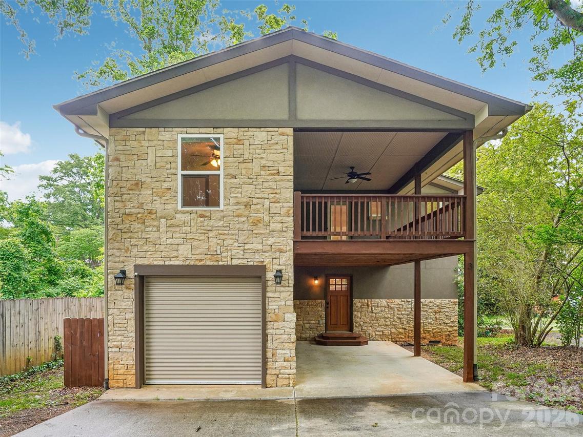 3 Delaware Ave., Asheville, NC 28806