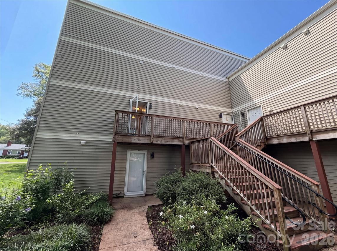 1625 Merry Oaks Rd. #D, Charlotte, NC 28205