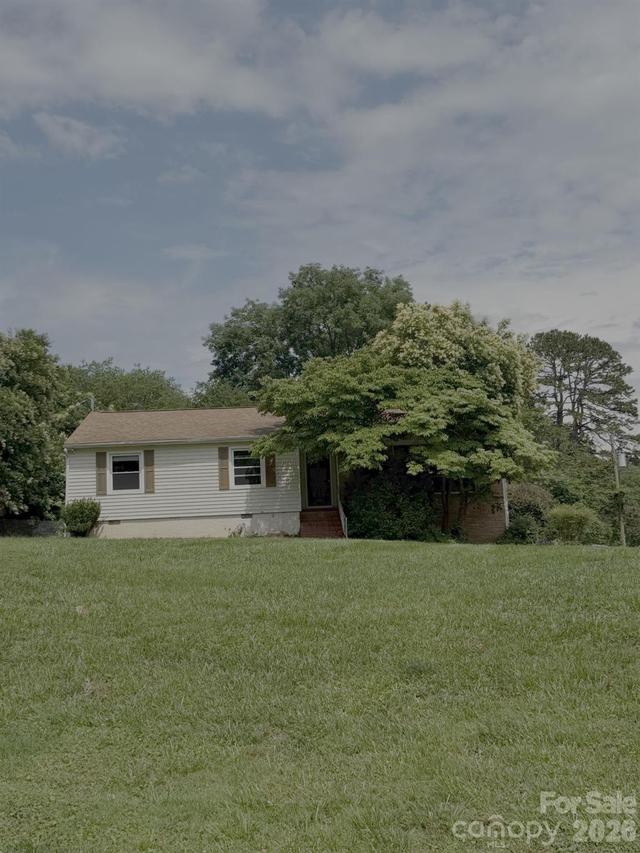 1500 Crystal Rd., Charlotte, NC 28205