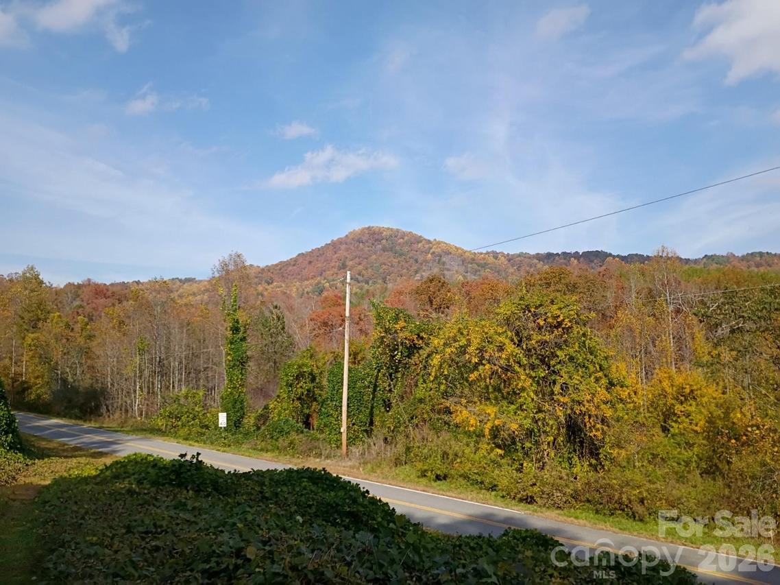3024 Camp Creek Rd., Union Mills, NC 28167