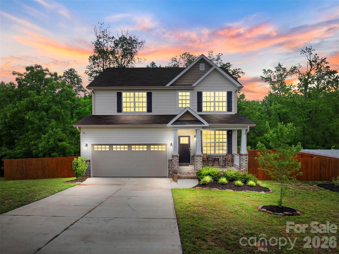 497 Mahogany Dr. #32, Thomasville, NC 27360