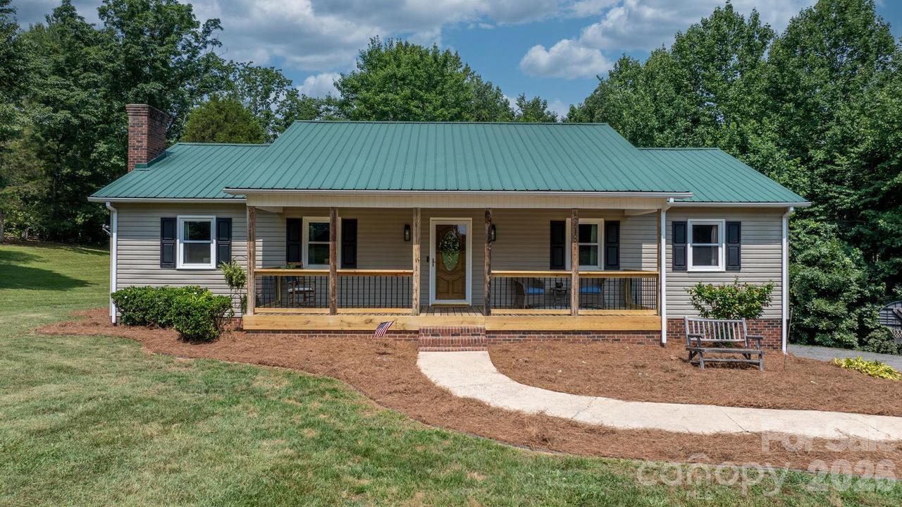 2990 Clarks Chapel Rd., Lenoir, NC 28645