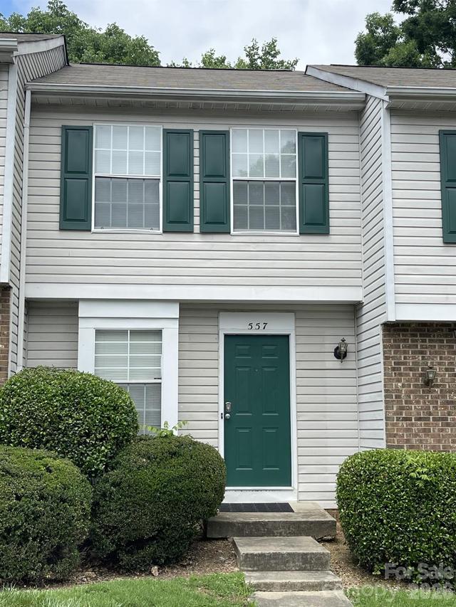 557 Lex Dr., Charlotte, NC 28262
