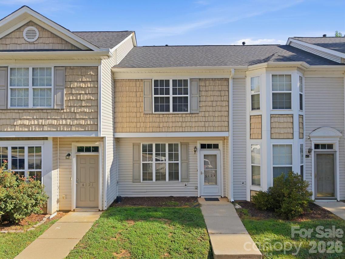 6123 Dane Dr., Dallas, NC 28034