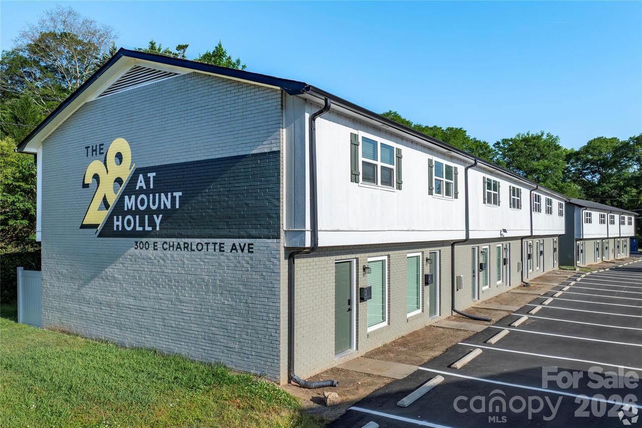 300 E Charlotte Ave., Mount Holly, NC 28120