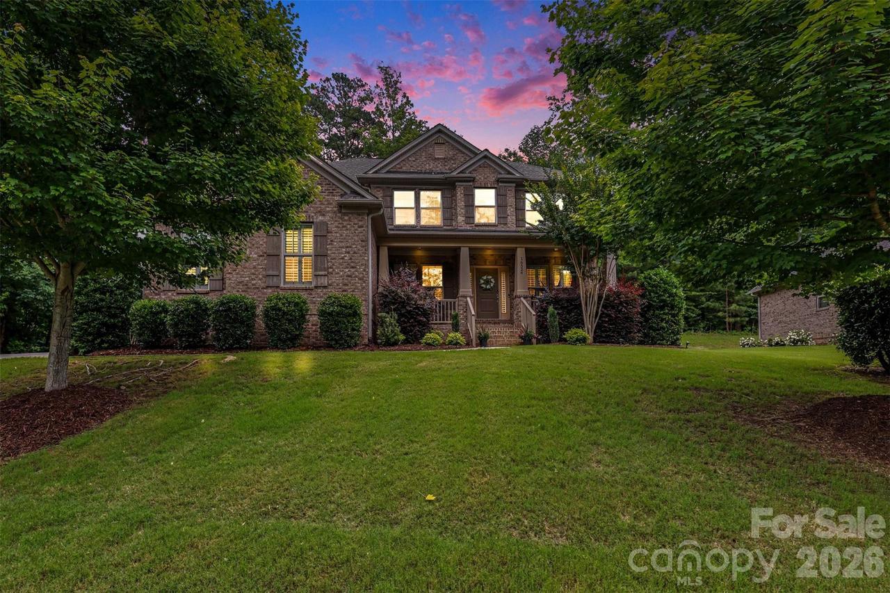16524 Crosshaven Dr., Charlotte, NC 28278