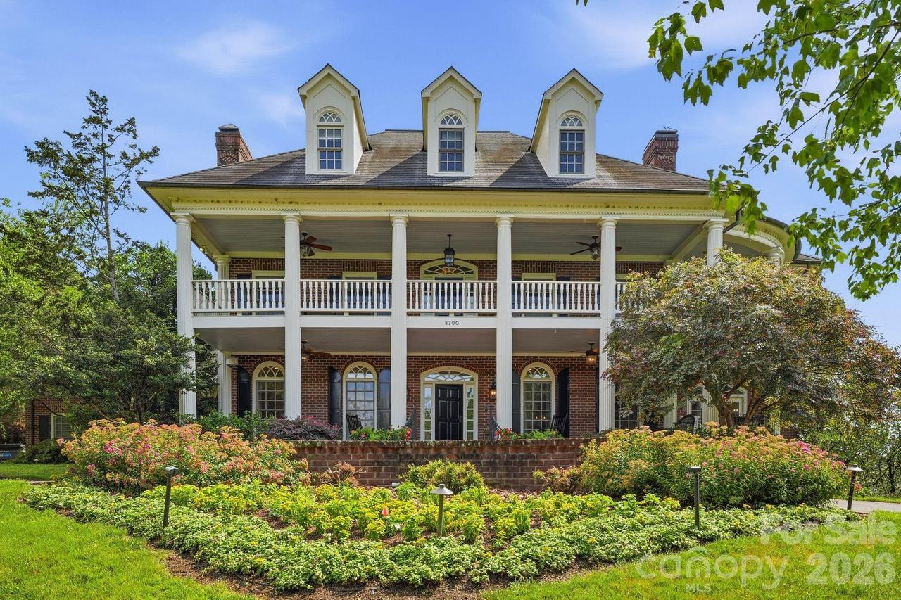 8700 Challis Farm Rd., Charlotte, NC 28226