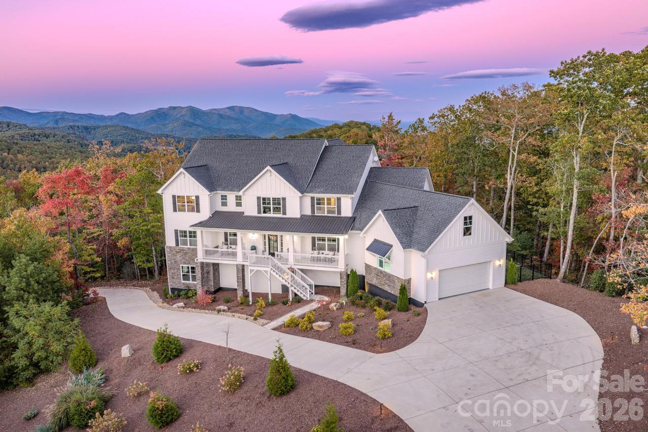 2488 Catawba Falls Pkwy., Black Mountain, NC 28711