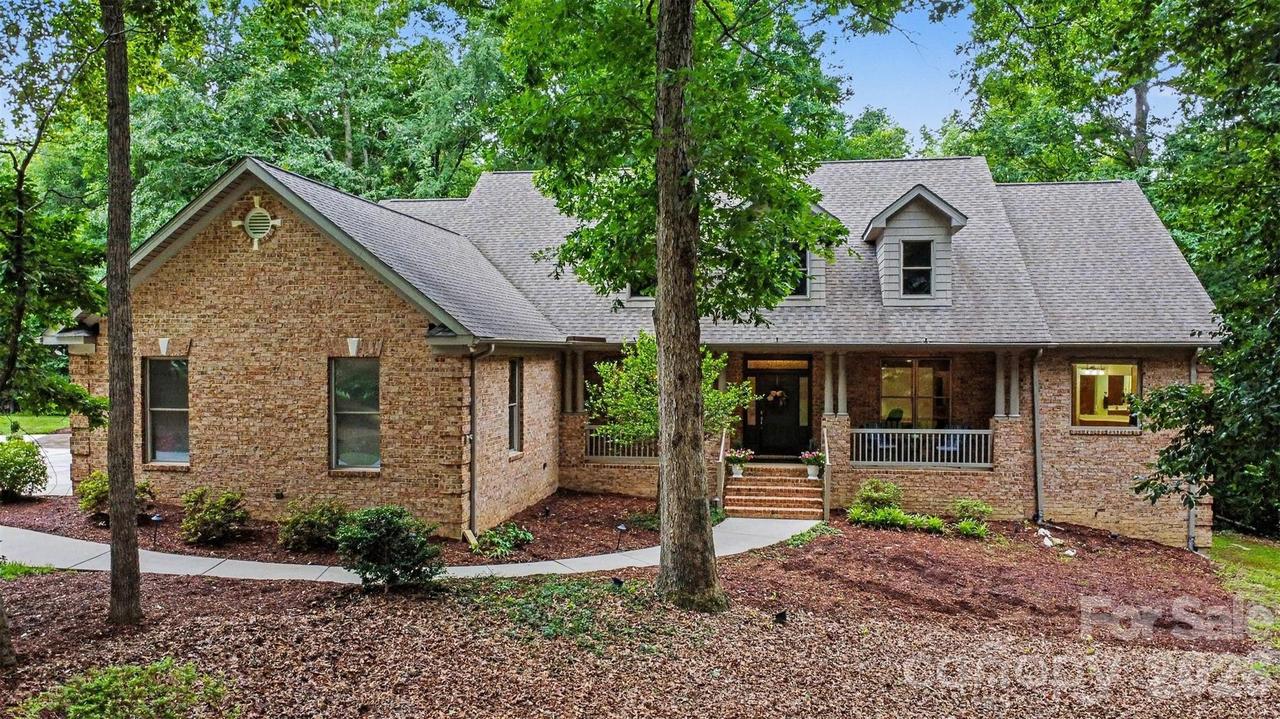 4064 Ancestry Cir., Weddington, NC 28104