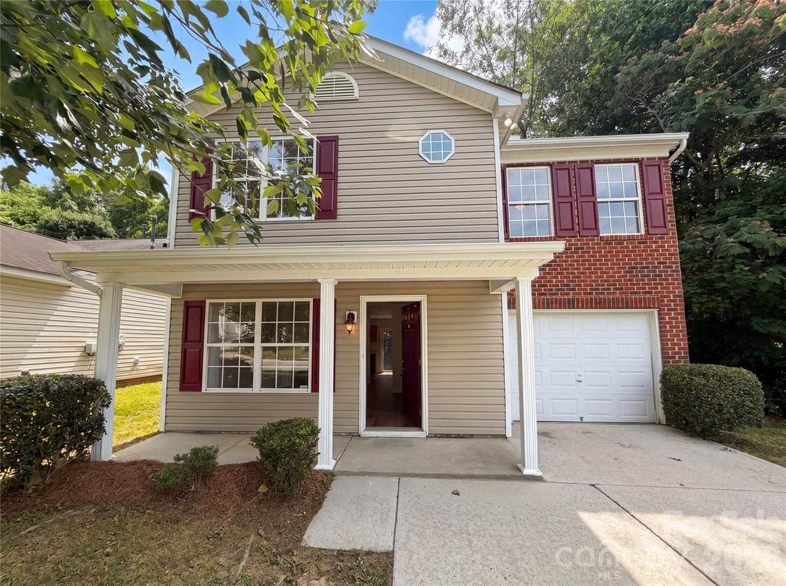 1131 Jordans Pond Ln., Charlotte, NC 28214