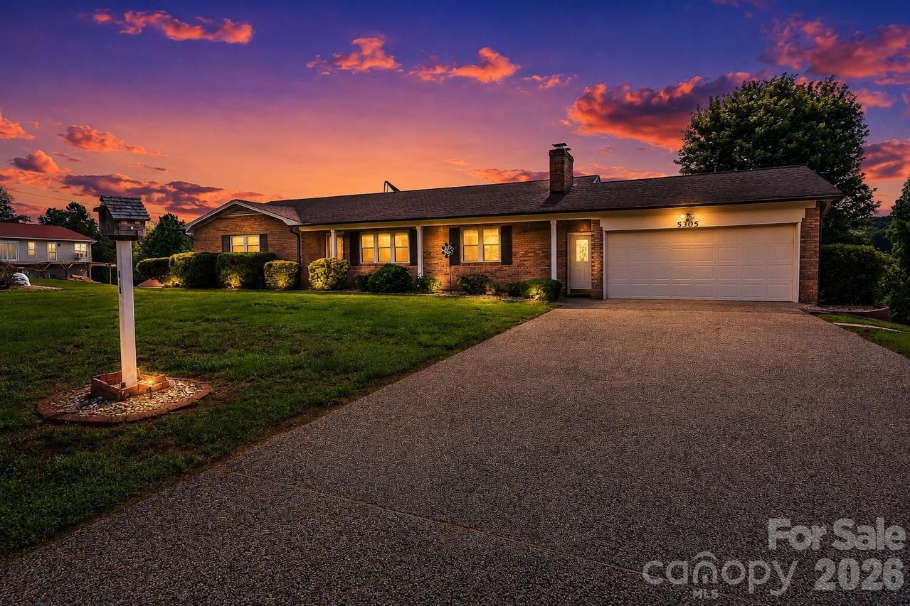 5305 Icard Ridge Rd., Hickory, NC 28601
