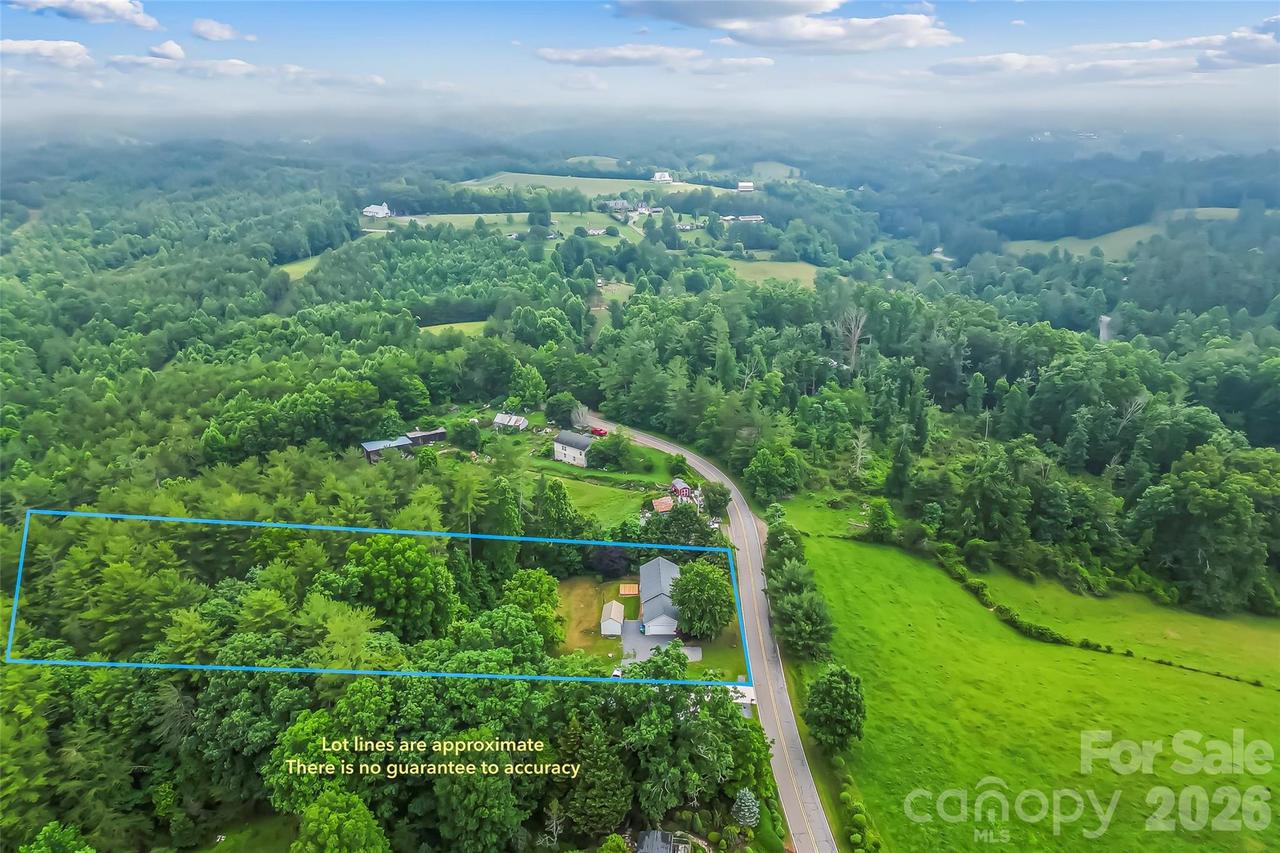 2610 Bear Creek Rd., Marshall, NC 28753