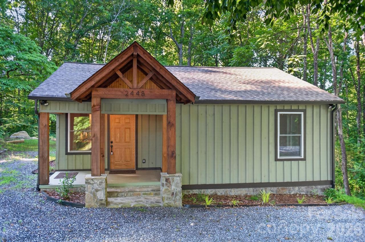 2448 Alfred Hartley Rd., Lenoir, NC 28645